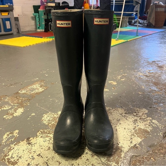 Hunter Rain boots (tall, navy) - Picture 3 of 10